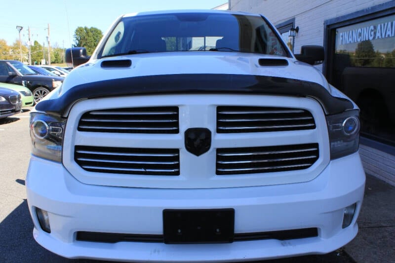 2016 RAM Ram 1500 Sport photo 2