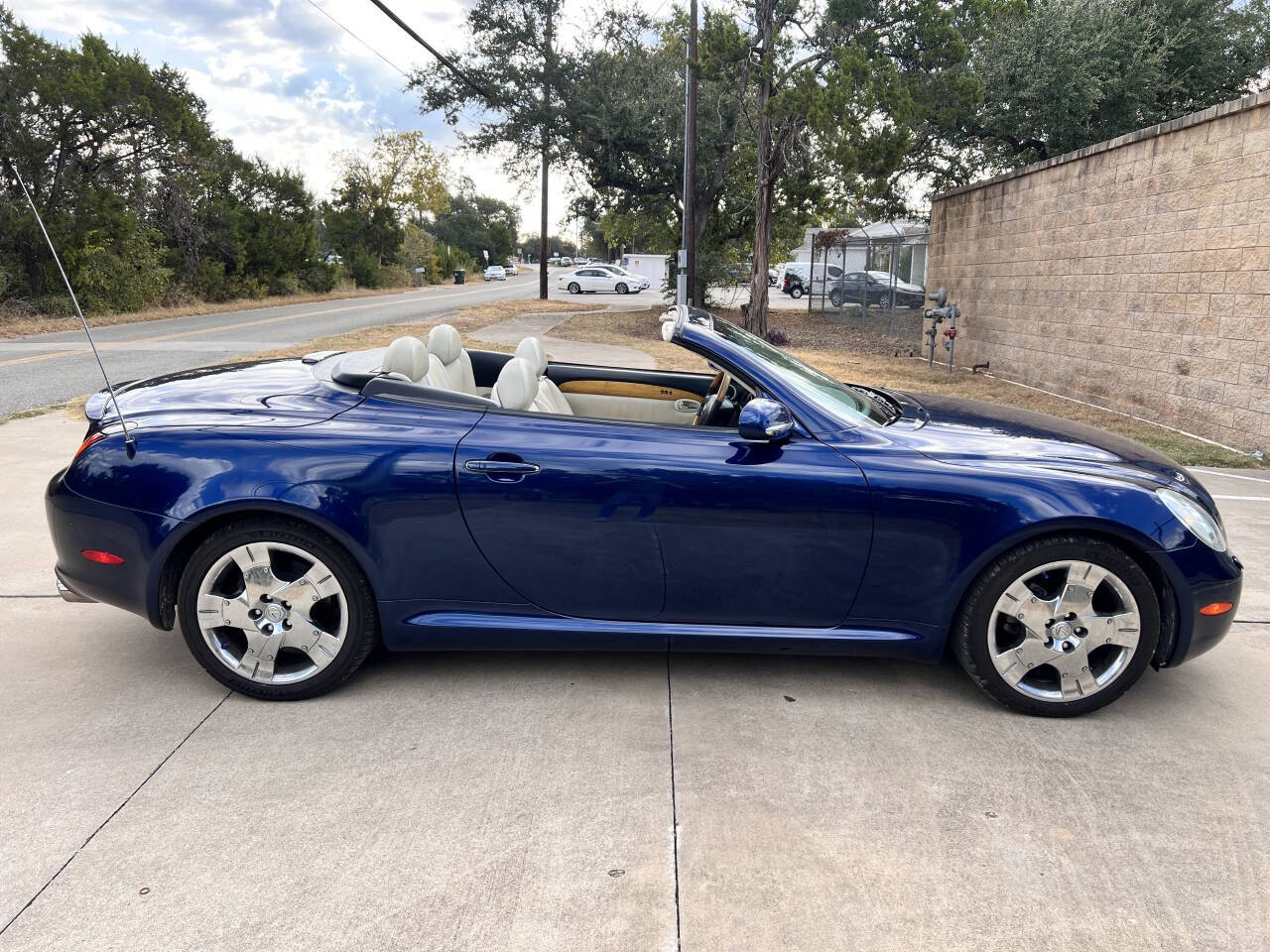 Used Car 2002 Lexus Sc 430  Base 2dr Convertible For Sale Under $20,000 In Austin, Texas