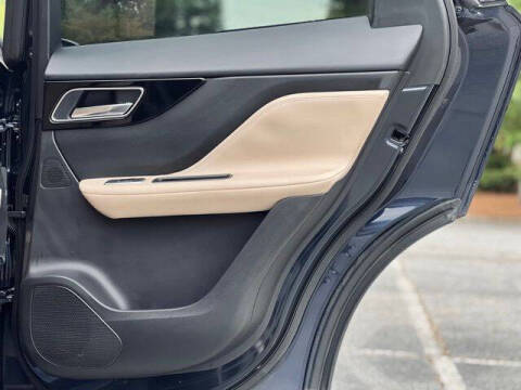 2017 Jaguar F-PACE 35t Premium