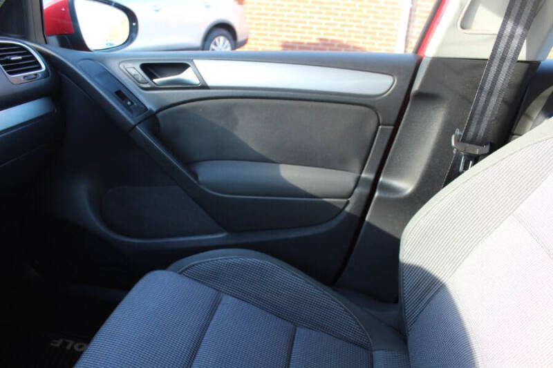 2011 Volkswagen Golf 2.5L PZEV