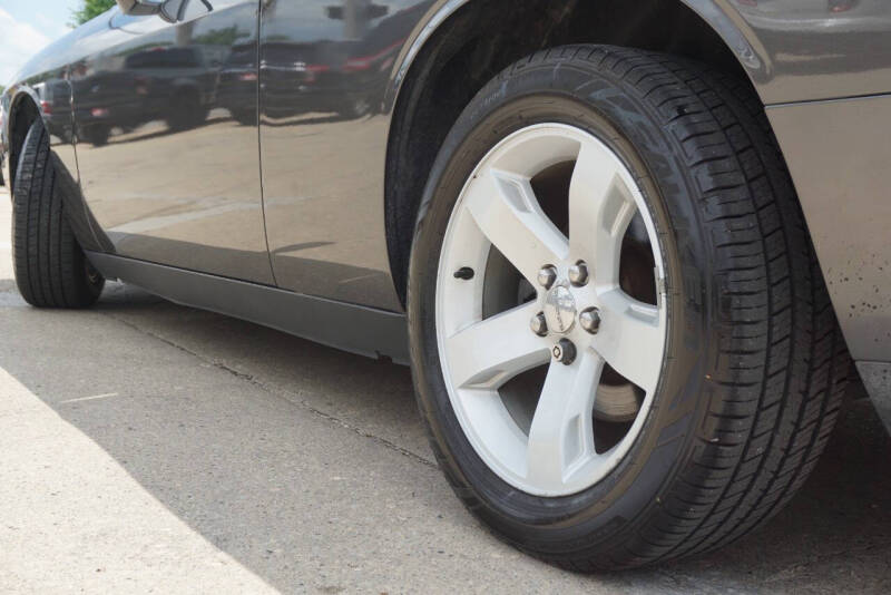 2014 Dodge Challenger SXT