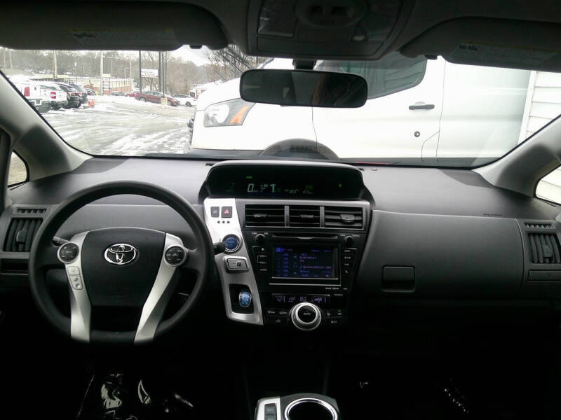 2012 Toyota Prius v Three