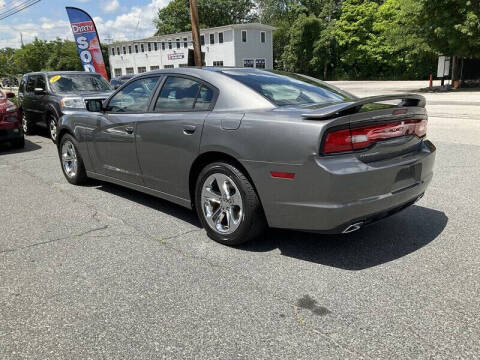2012 Dodge Charger SE