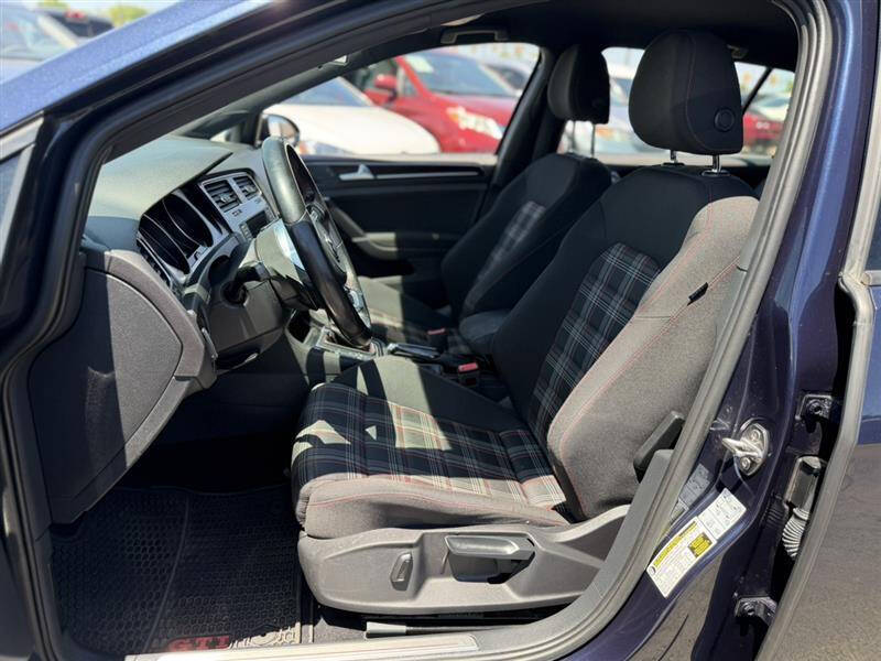 2017 Volkswagen Golf GTI S
