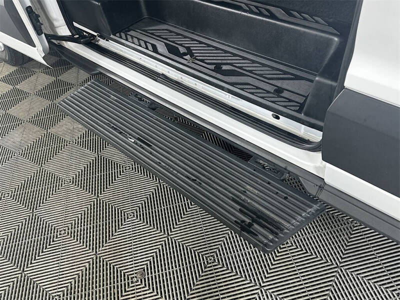 2023 Ford Transit 350 XLT