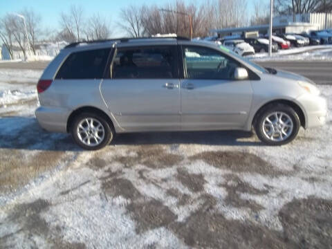 2005 Toyota Sienna for sale at BRETT SPAULDING SALES in Onawa IA