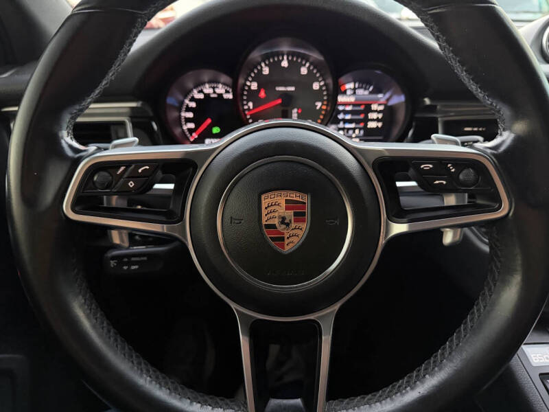 2018 Porsche Macan S