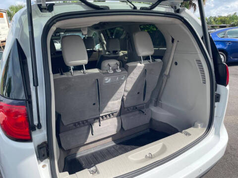 2017 Chrysler Pacifica Touring-L Plus