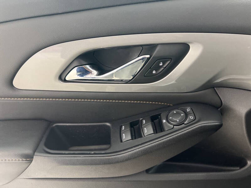 2021 Chevrolet Traverse LT Leather