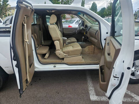 2005 Nissan Frontier LE