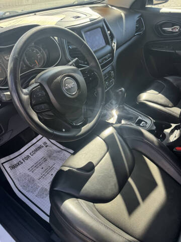 2021 Jeep Cherokee Latitude Plus