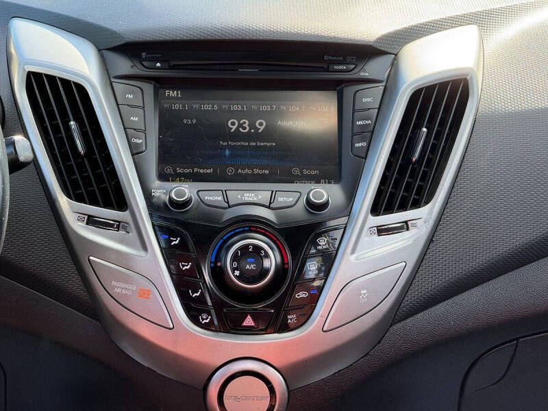 2016 Hyundai Veloster