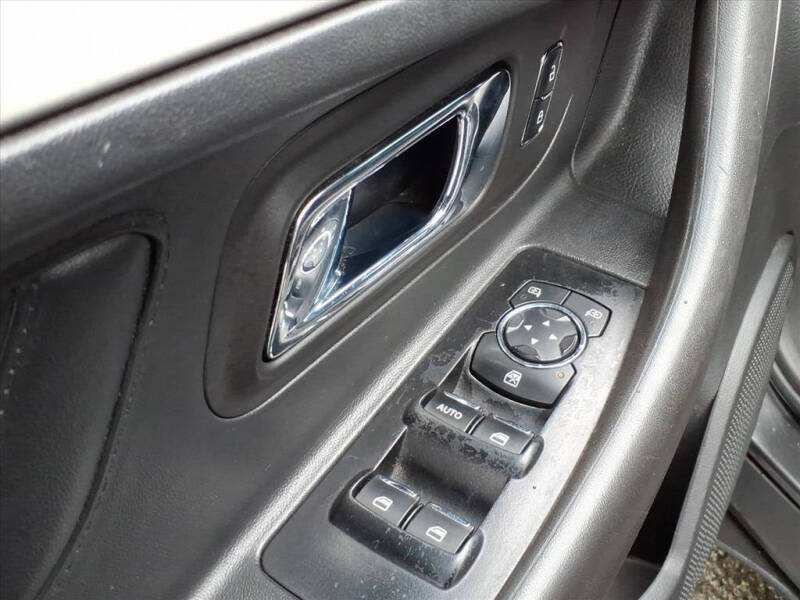 2015 Ford Taurus SEL