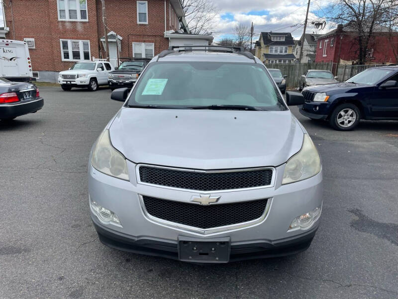 2009 Chevrolet Traverse LS photo 11