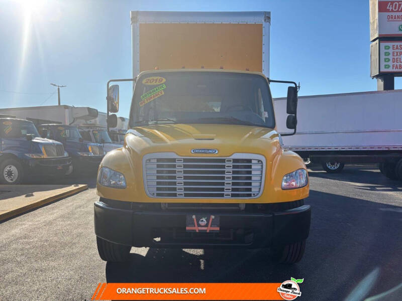 2019 Freightliner M2 106