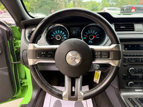 2013 Ford Mustang V6