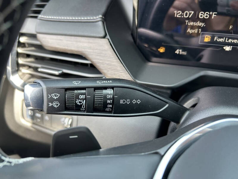 2025 GMC Acadia Denali