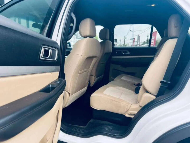 2017 Ford Explorer XLT