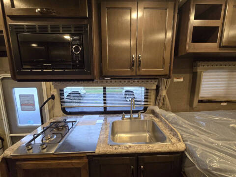 2020 Thor Motor Coach Four Winds