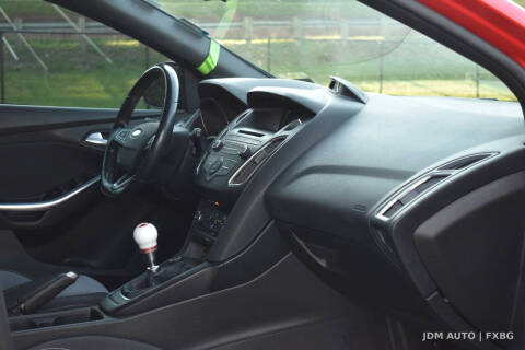 2017 Ford Focus ST