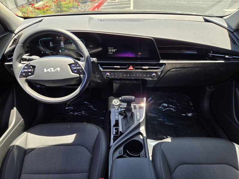 2025 Kia Niro EX