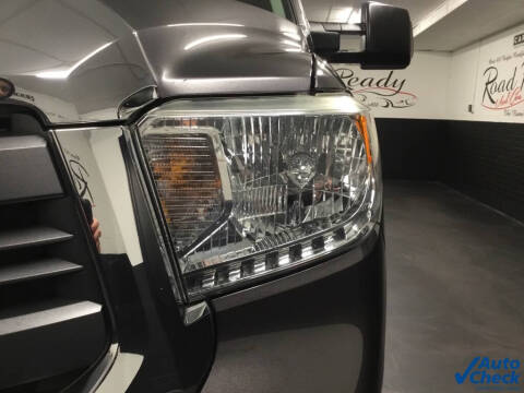 2014 Toyota Tundra SR5