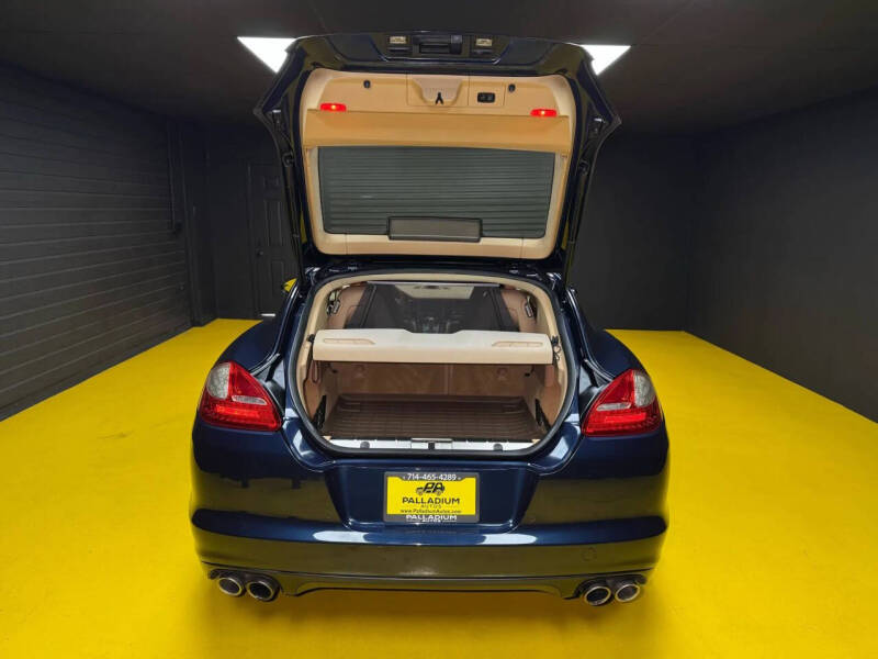 2012 Porsche Panamera