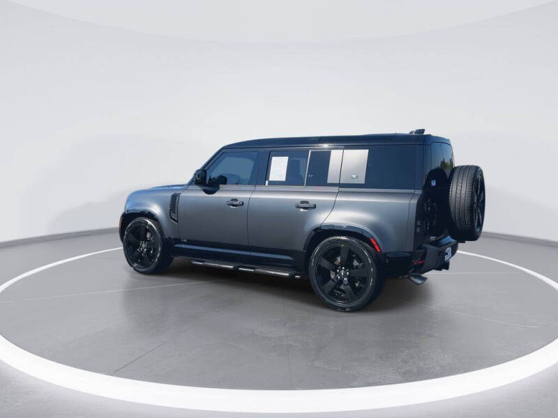 2023 Land Rover Defender