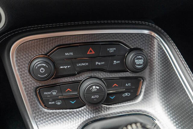 2019 Dodge Challenger 33
