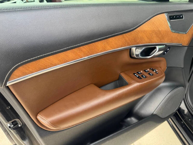 2018 Volvo XC90 T6 Inscription