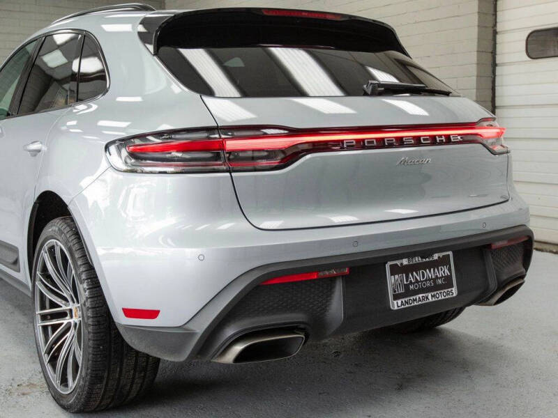 2024 Porsche Macan T