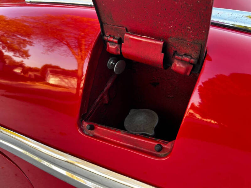 1949 Oldsmobile Futuramic 76