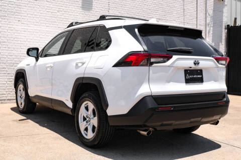 2020 Toyota RAV4 Hybrid LE