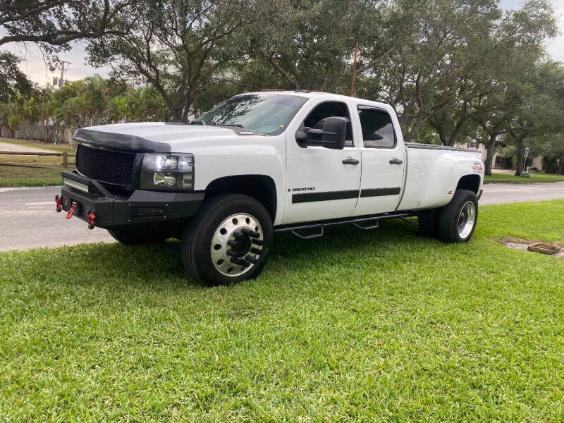 2007 Chevrolet Silverado 3500 LTZ photo 18