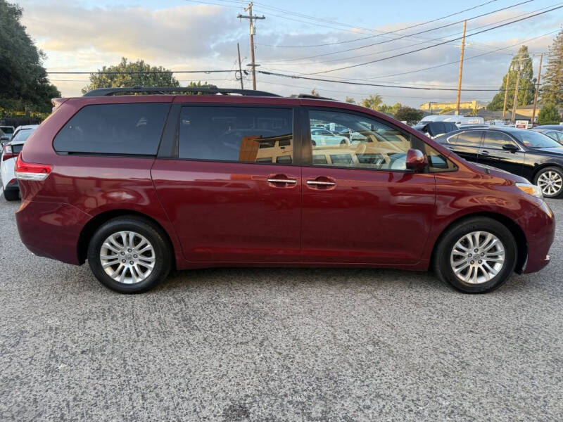 2013 Toyota Sienna
