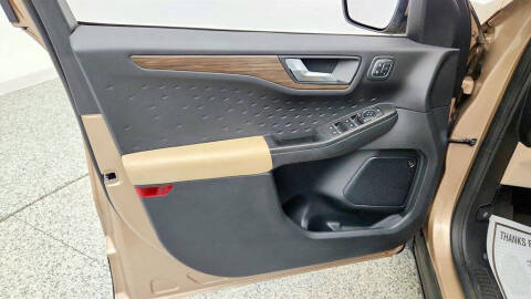 2020 Ford Escape Titanium