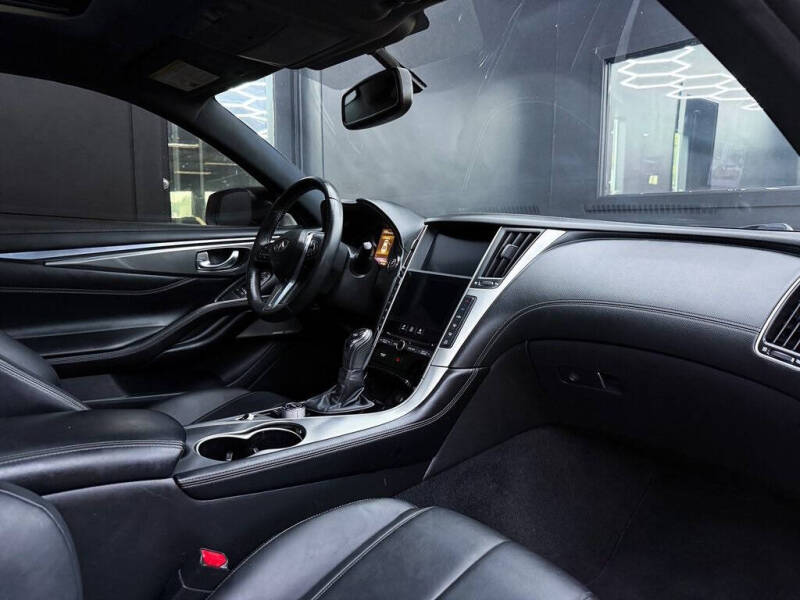 2018 Infiniti Q60 3.0T Luxe