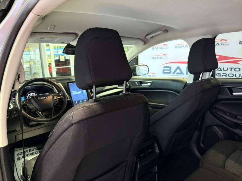 2024 Ford Edge SE