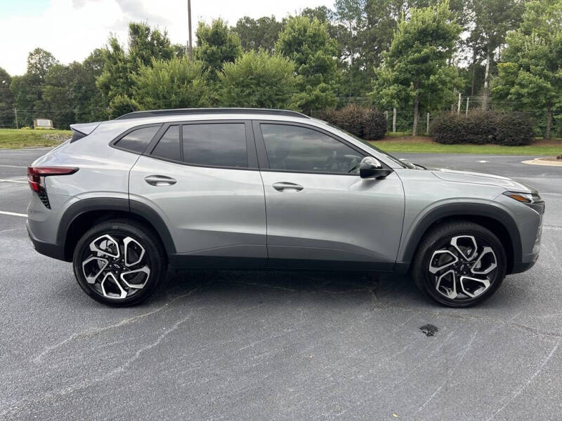 2025 Chevrolet Trax RS