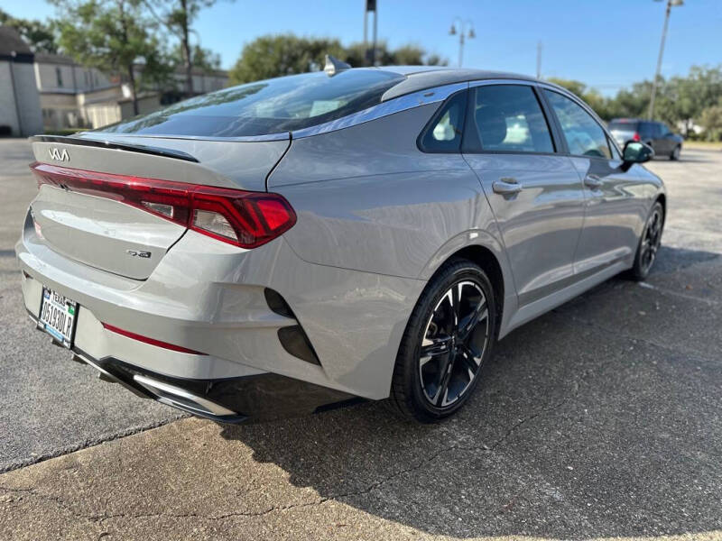 2022 Kia K5 GT-Line