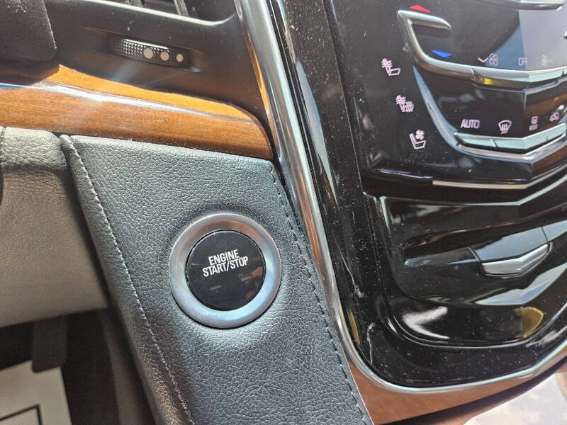 2017 Cadillac Escalade Premium Luxury