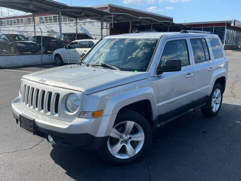 2011 Jeep Patriot for sale at MAGIC AUTO SALES in Little Ferry NJ