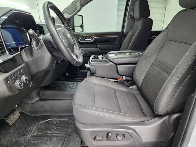 2025 Chevrolet Silverado 3500HD