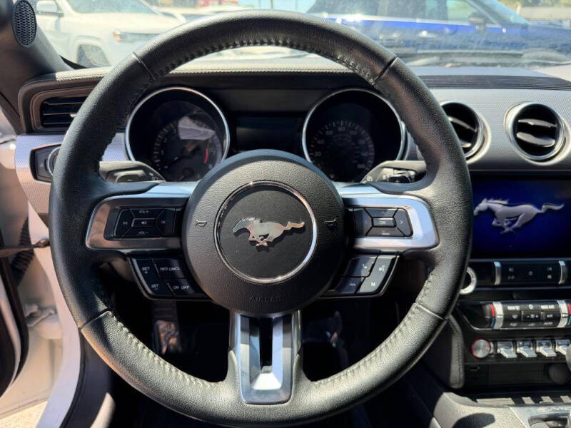 2020 Ford Mustang
