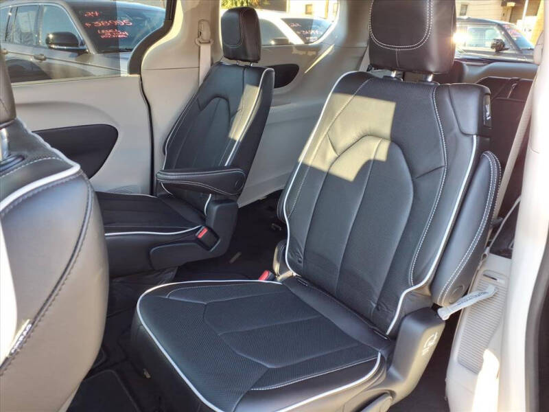 2022 Chrysler Pacifica Limited