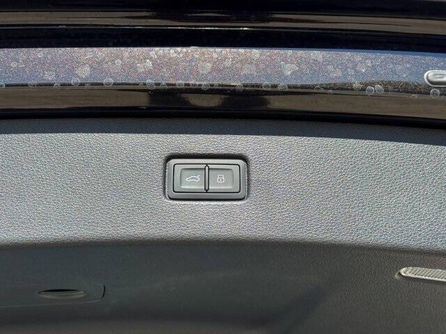 2026 Audi Q7 quattro Premium 45 TFSI