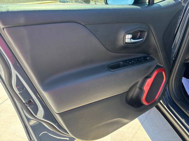 2022 Jeep Renegade Trailhawk