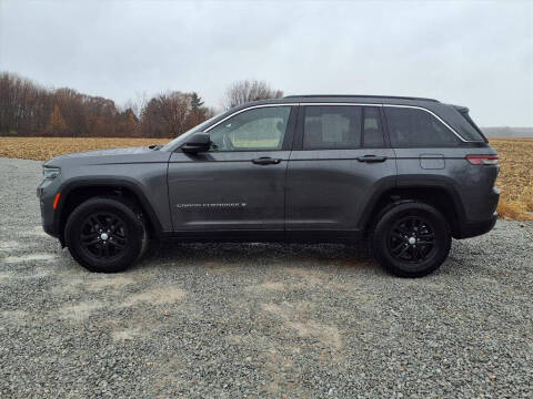 2024 Jeep Grand Cherokee Laredo