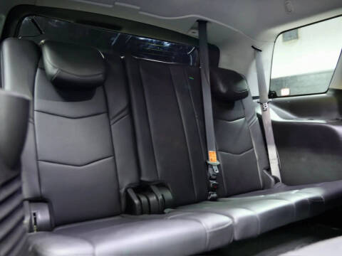 2017 Cadillac Escalade Luxury