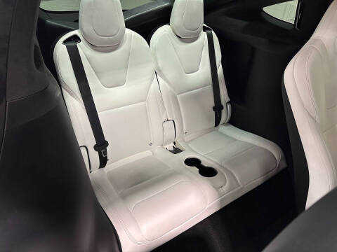 2019 Tesla Model X Standard Range